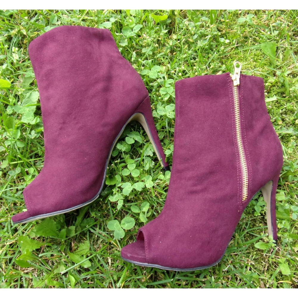 NWOB Express Peep Toe Heeled Booties